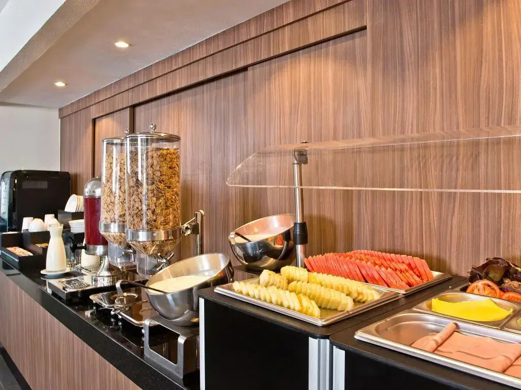 Photo - City Express by Marriott Santiago Aeropuerto Chile