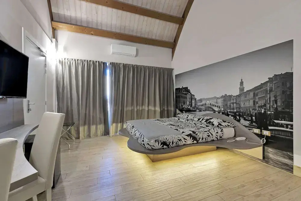 Photo - Suite A Tema