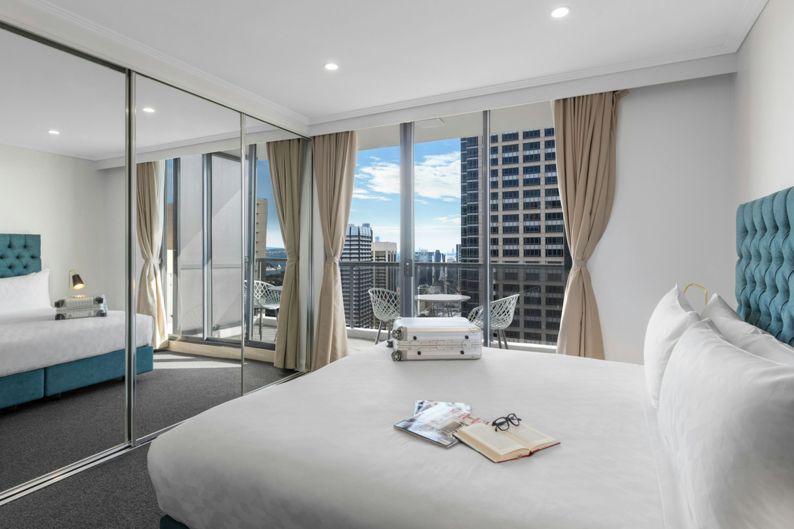 Photo - Meriton Suites Pitt Street, Sydney