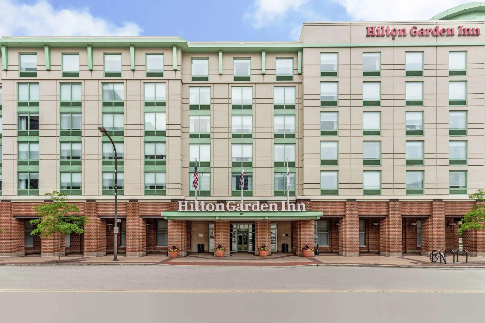 Photo - Hilton Garden Inn Evanston