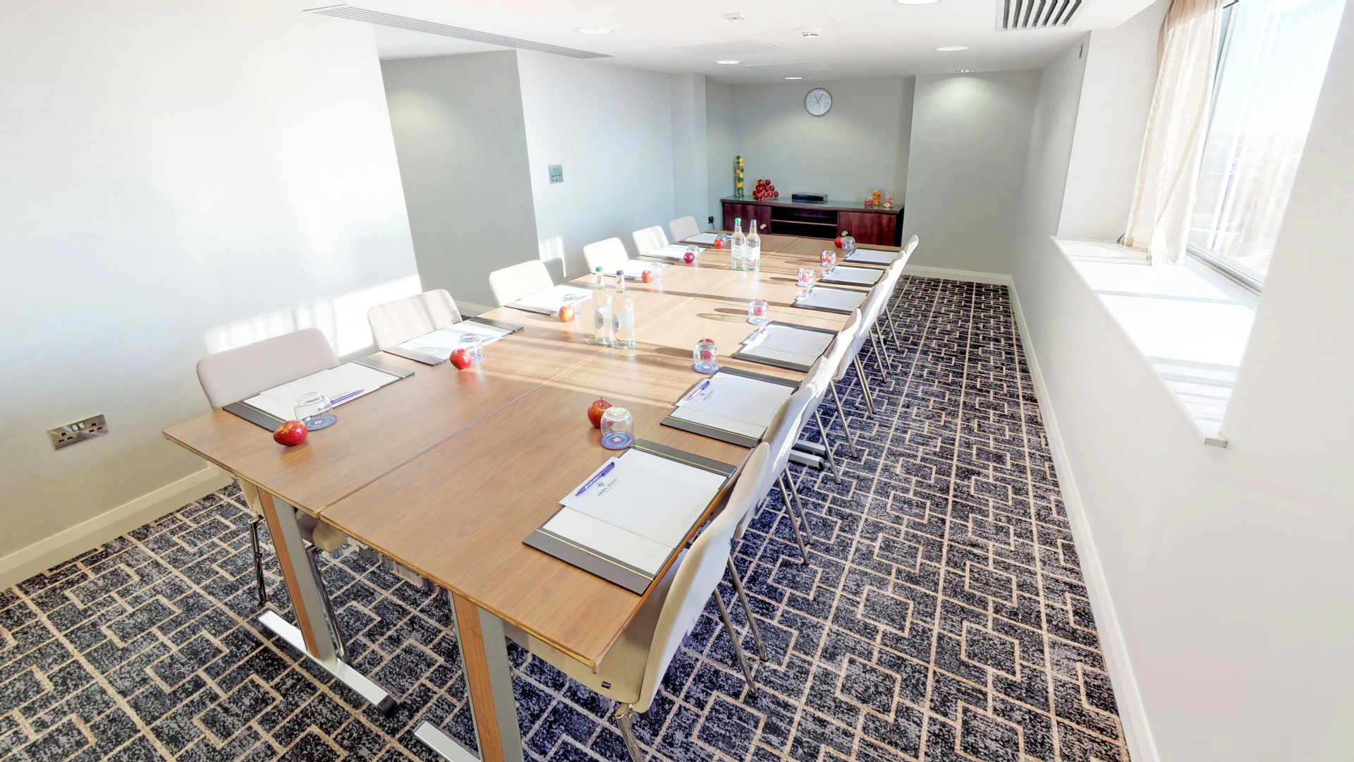 Photo - Park Regis Birmingham