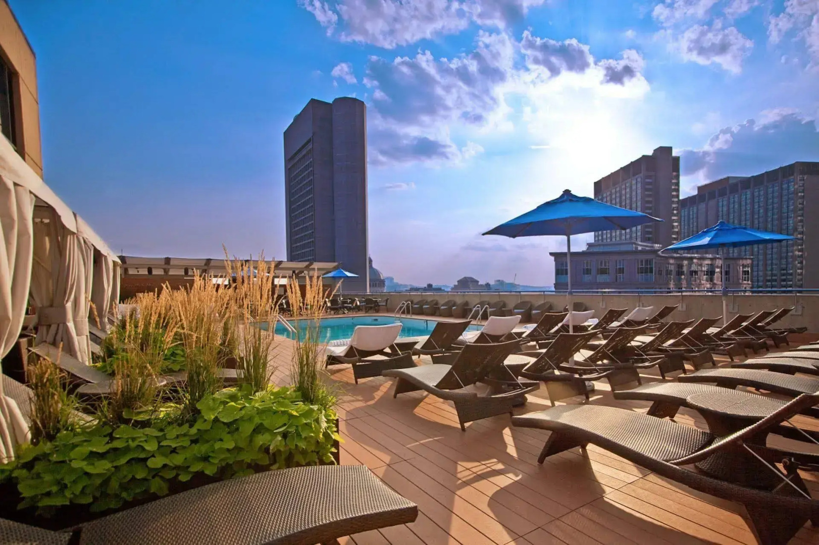 Photo - The Colonnade Hotel