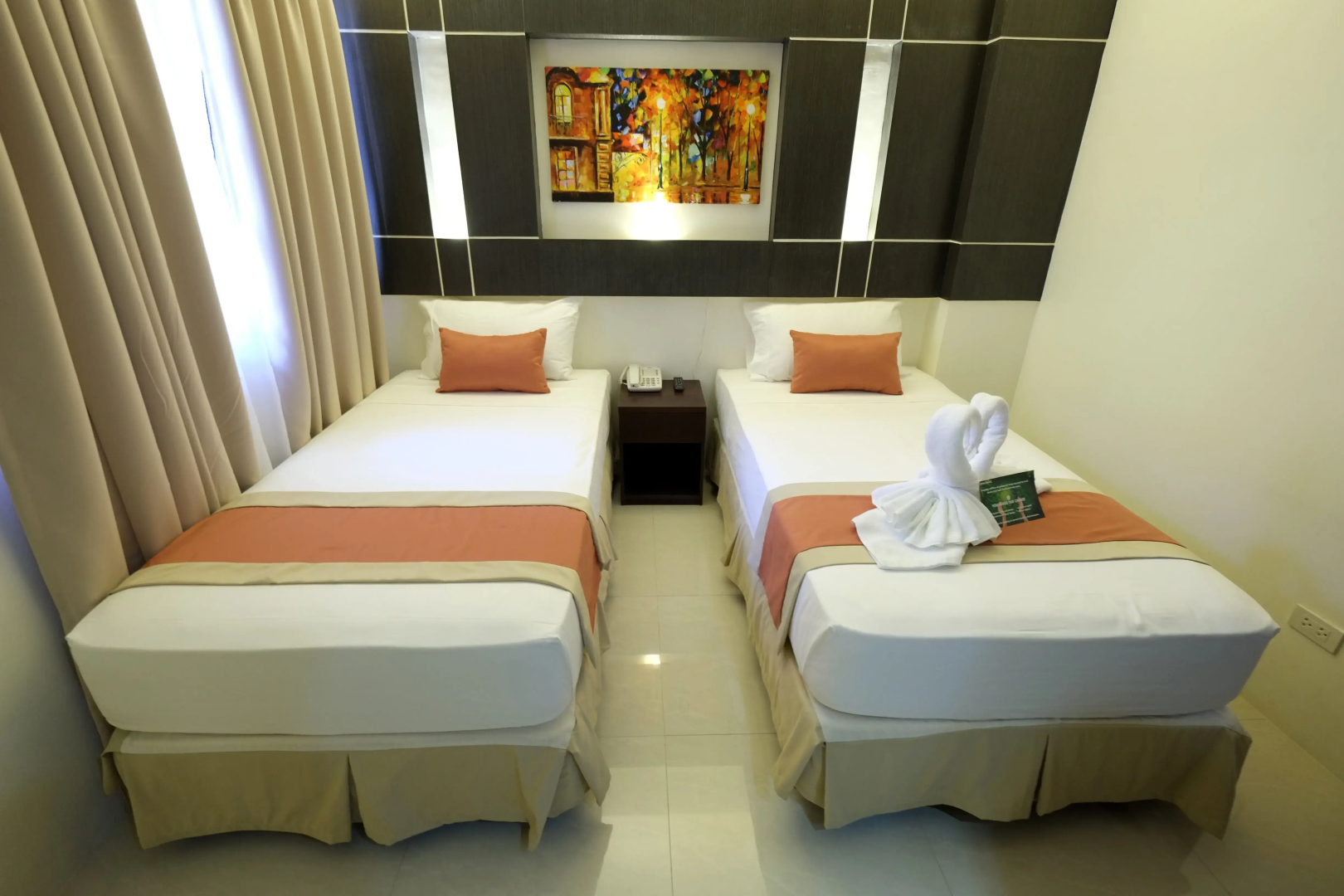 Photo - Southpole Central Hotel