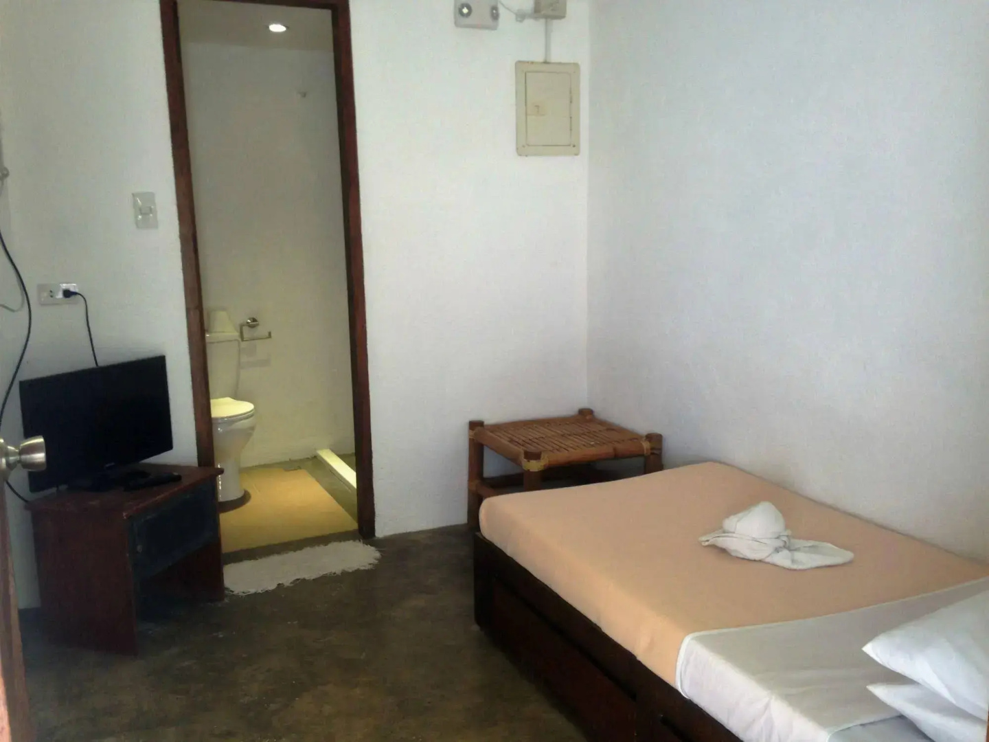 Photo - Lazy Dog Bed & Breakfast