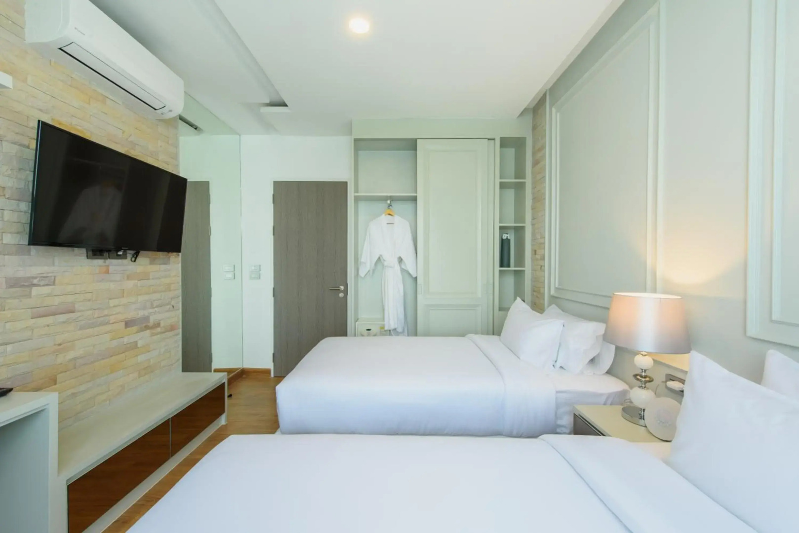 Photo - Parc Borough City Resort