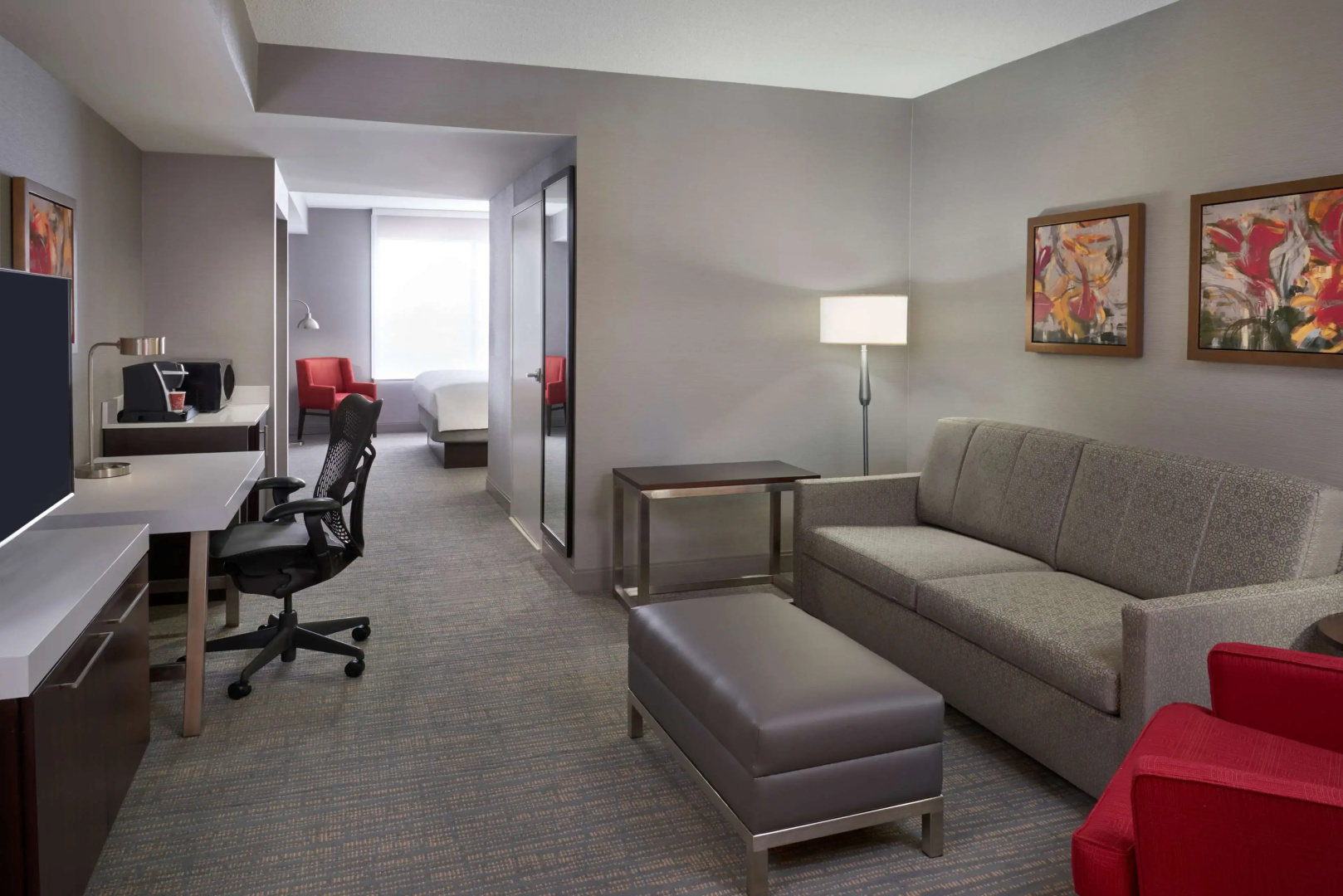 Photo - Hilton Garden Inn Toronto Airport West/Mississauga