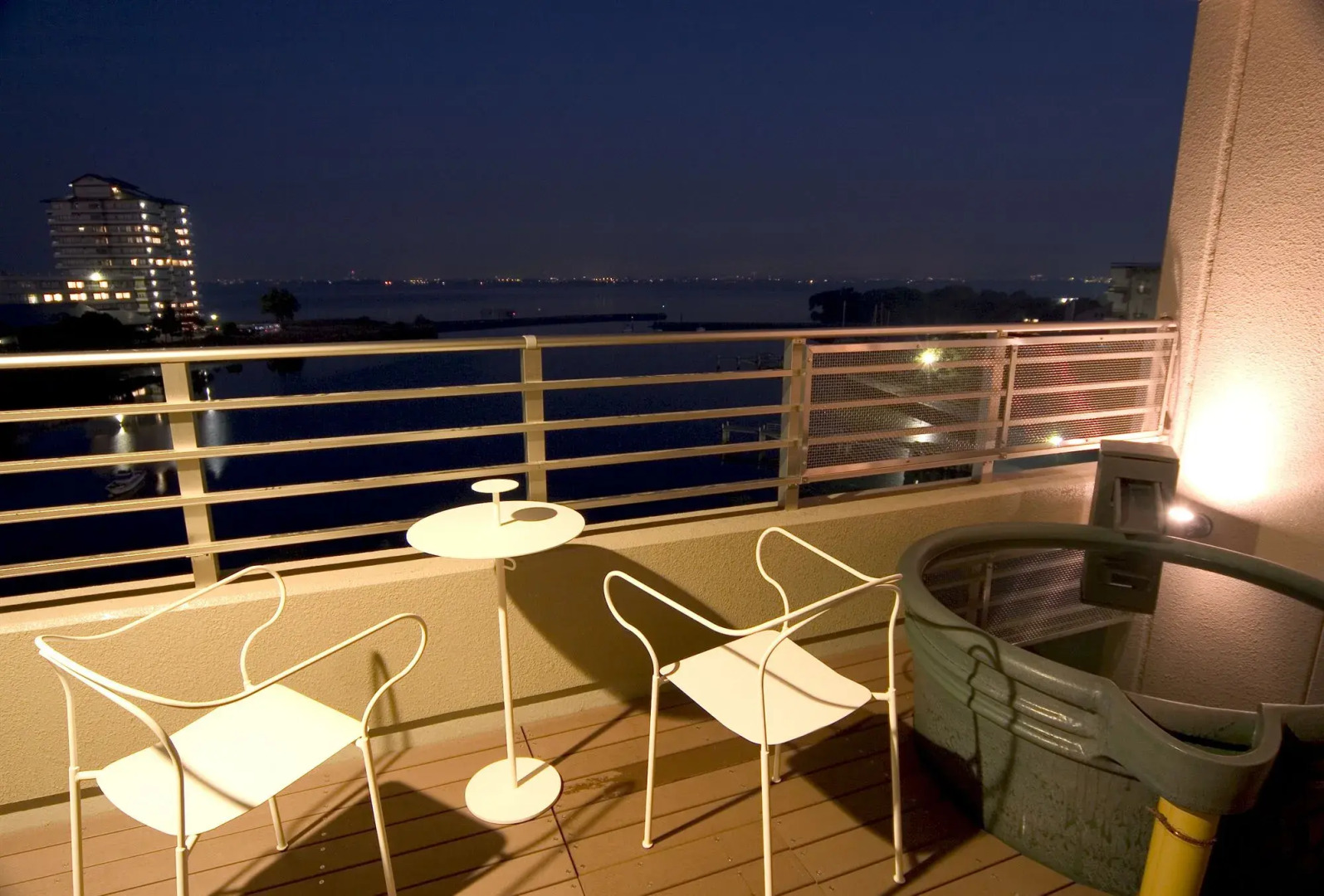 Photo - Biwako Ryokusuitei