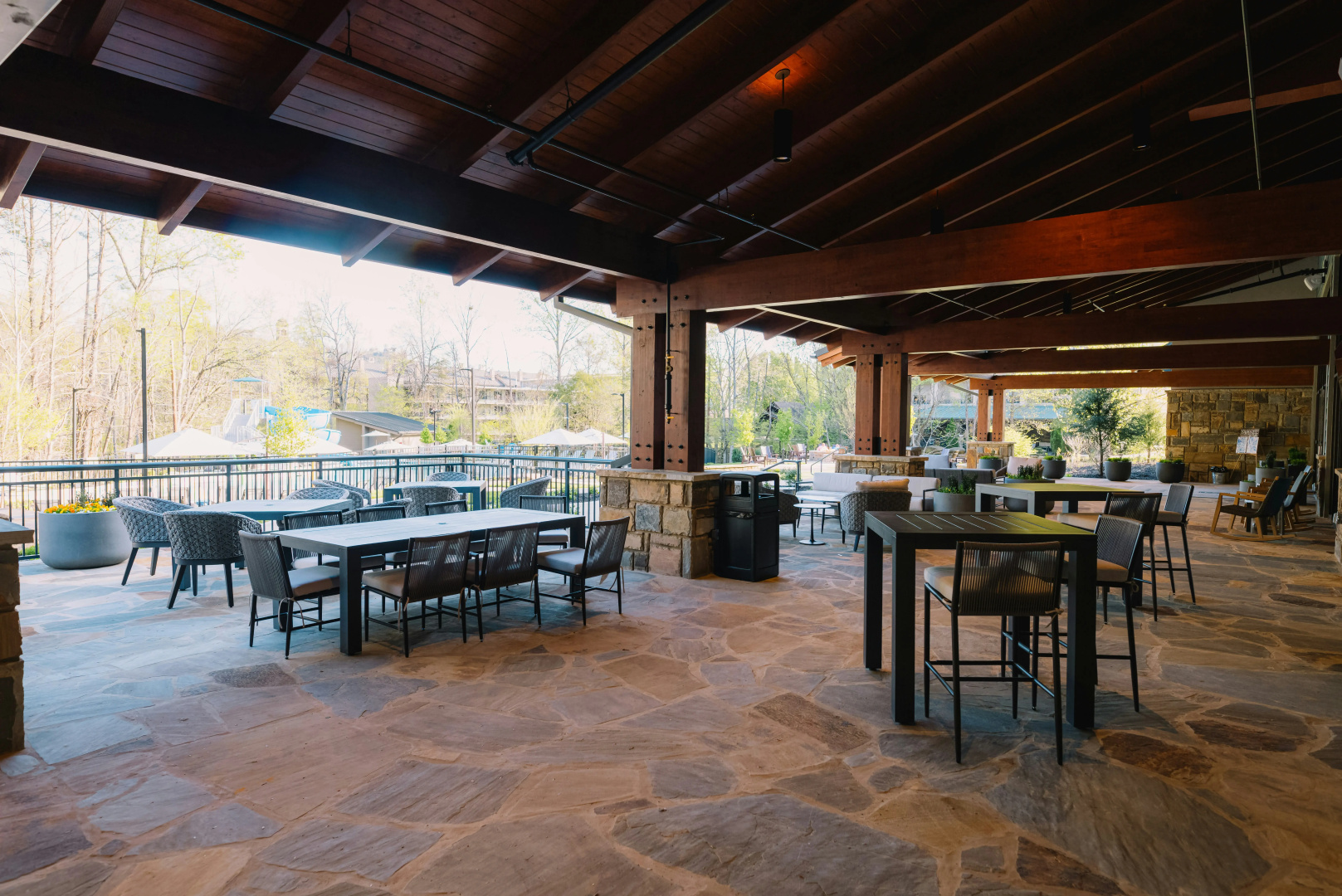 Photo - Embassy Suites By Hilton Gatlinburg Resort