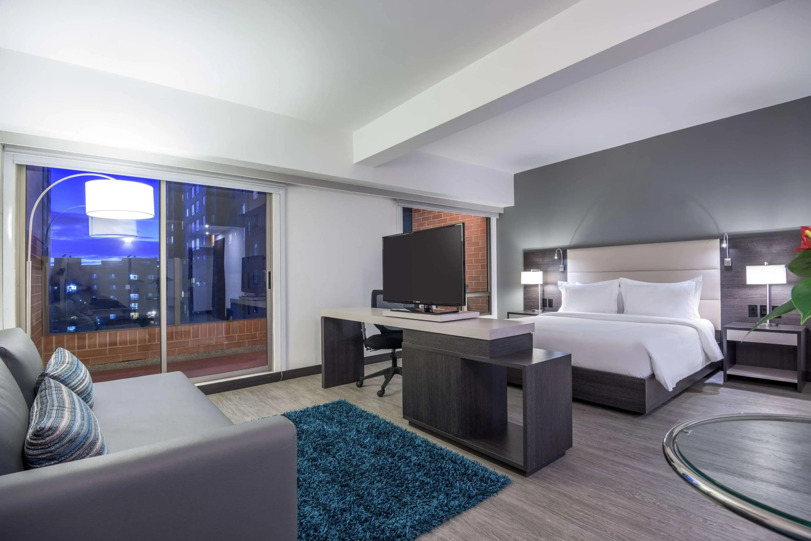 Photo - NH Bogota Urban 26 Royal