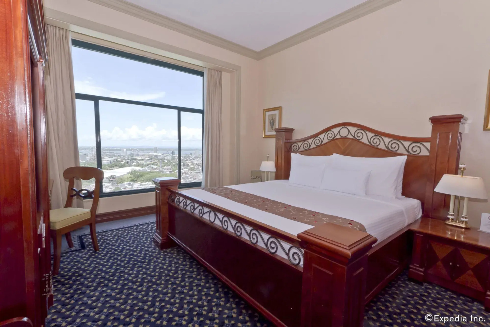 Foto - Waterfront Cebu City Hotel & Casino