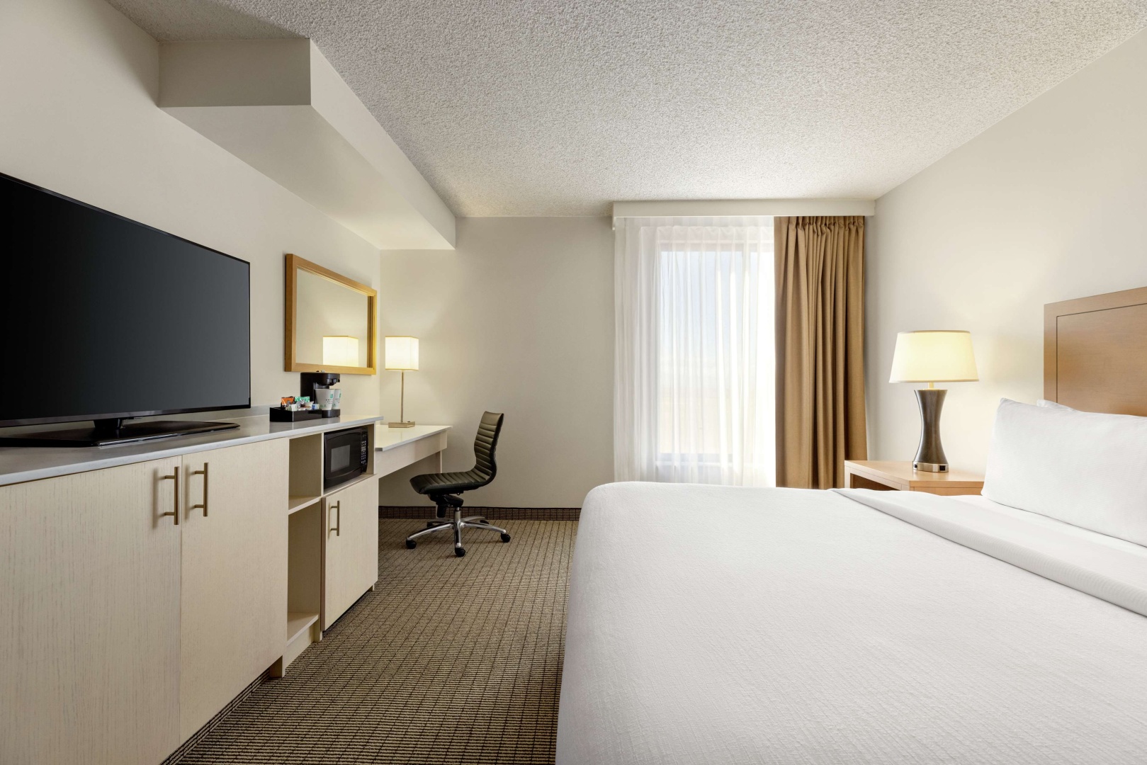 Photo - Embassy Suites by Hilton Denver International Airport