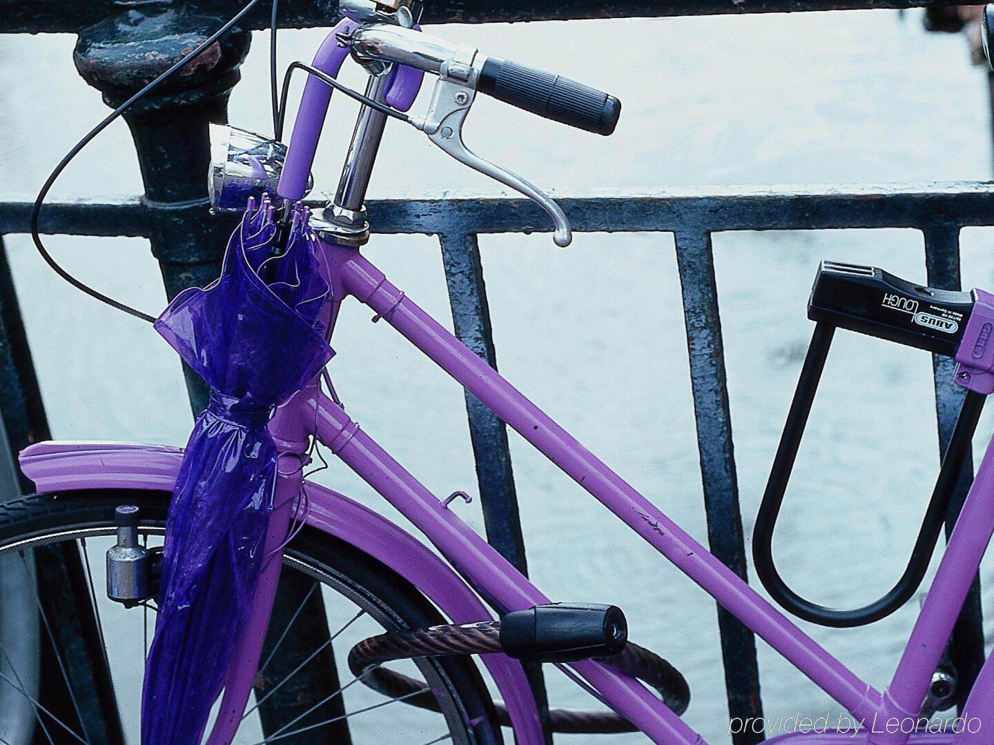 Photo - Amsterdam Canal Hotel