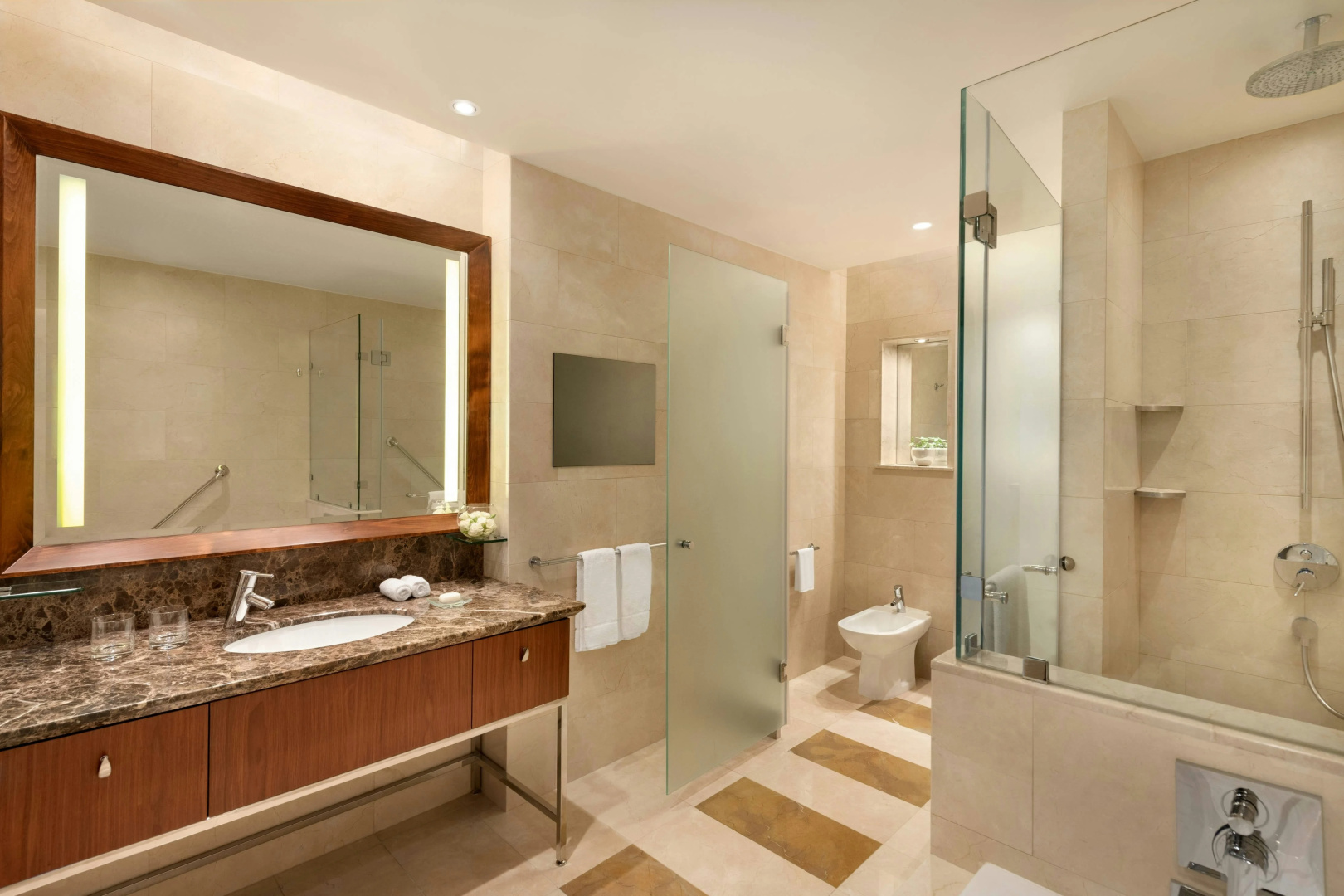 Photo - JW Marriott Marquis City Center Doha
