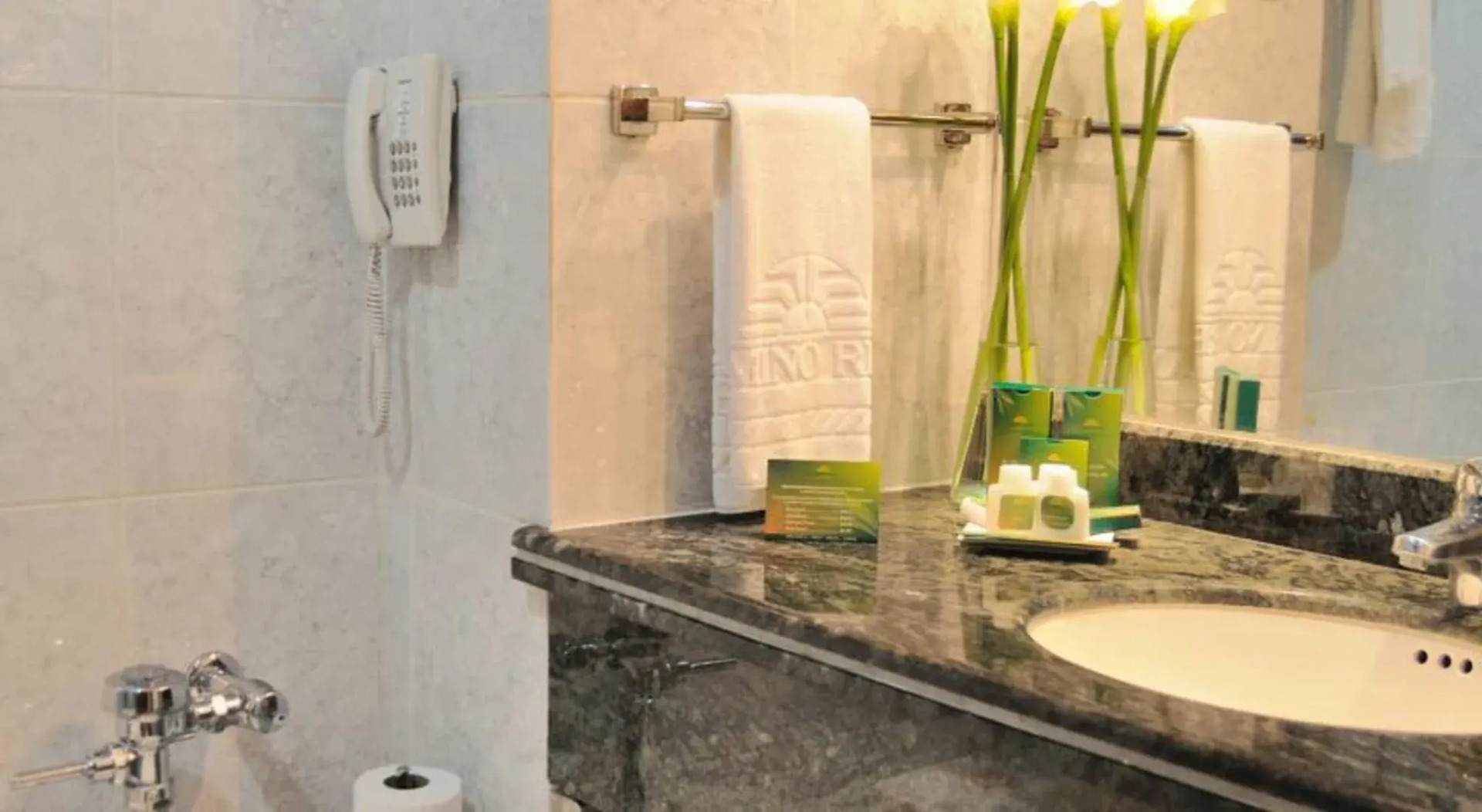 Photo - Hotel Camino Real