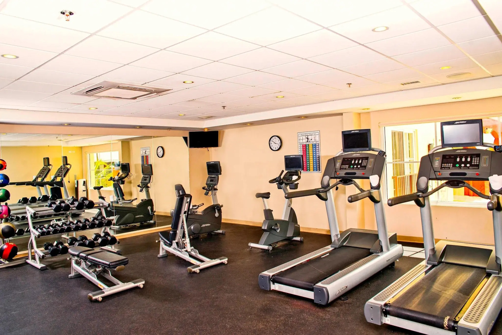 Photo - Courtyard by Marriott Bridgetown, Barbados