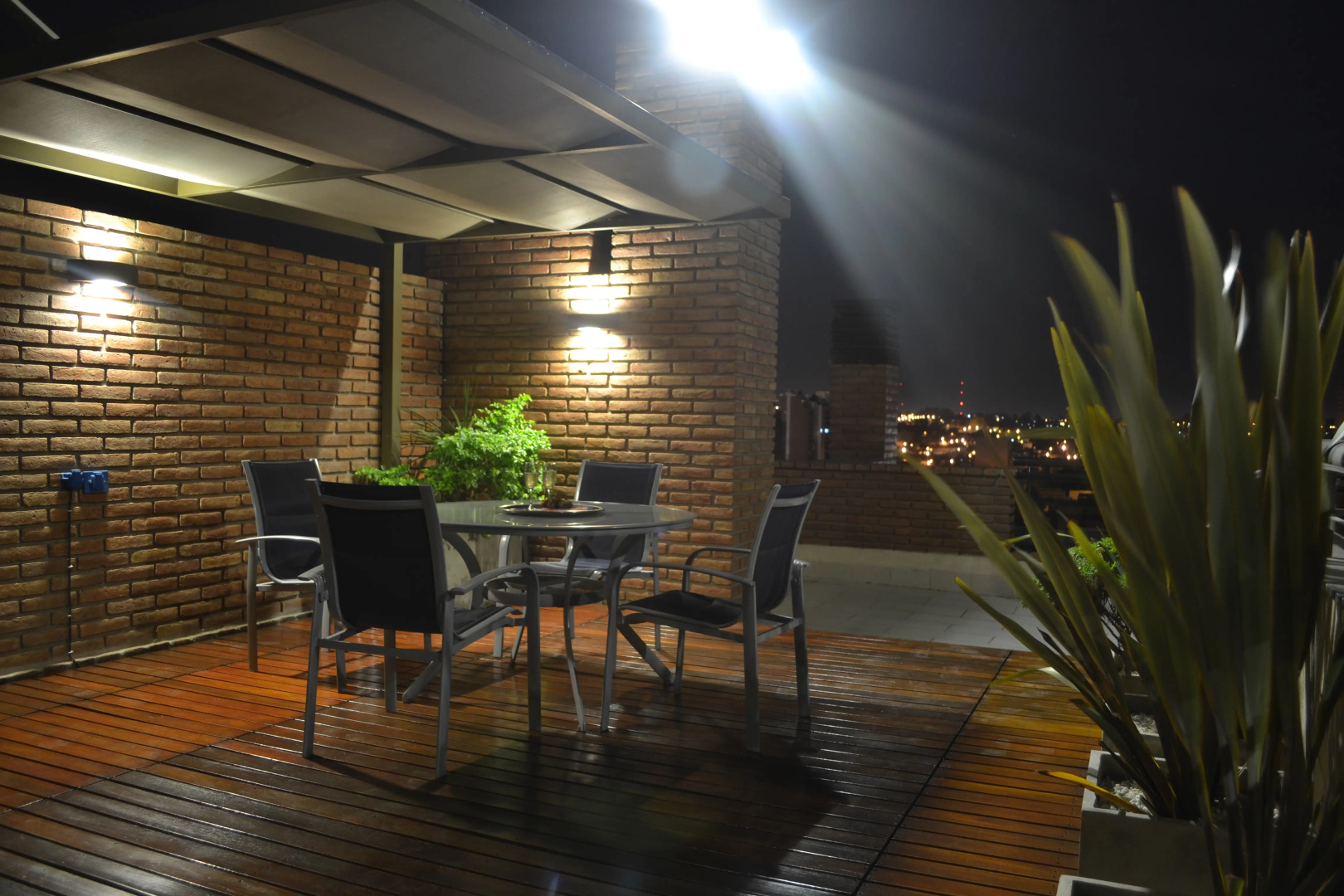 Photo - Kube Apartments Express