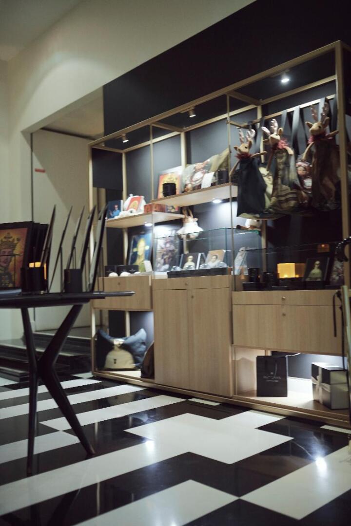 Photo - Hotel Marignan Champs-Elysées