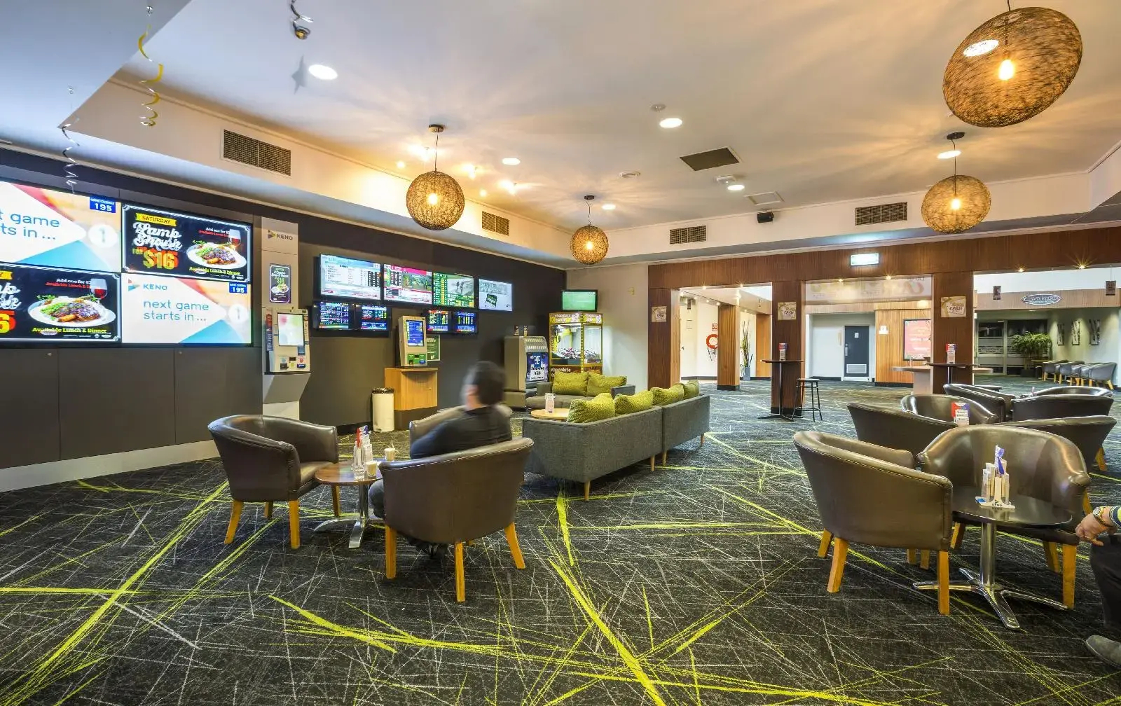 Photo - Nightcap at Coolaroo Hotel