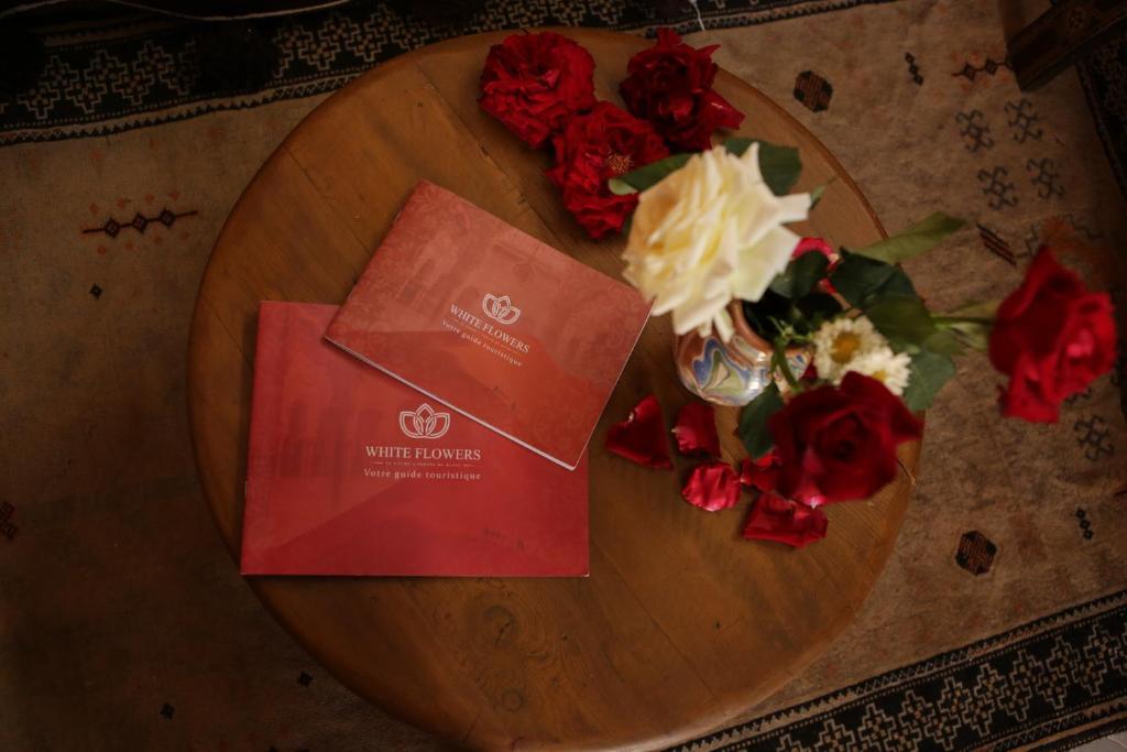 Foto - Riad white flowers