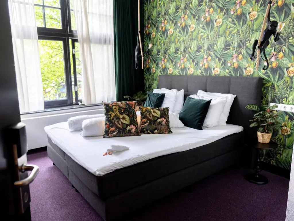 Photo - Wolf Hotel 