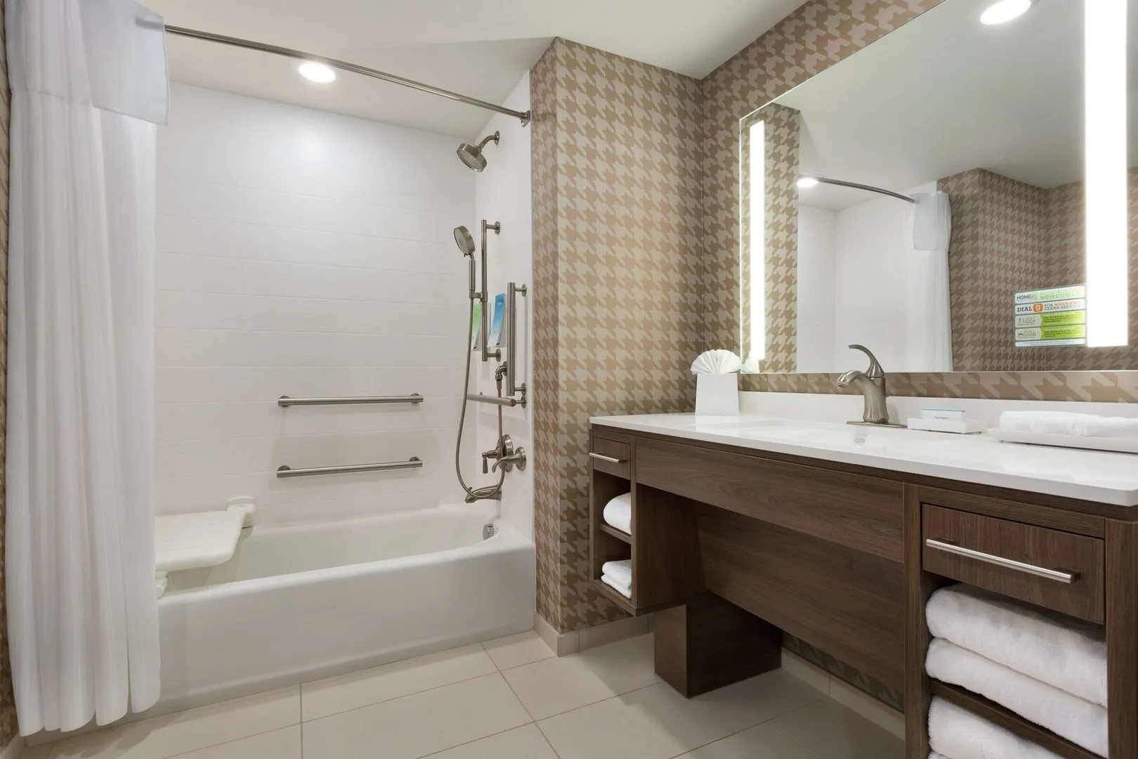 Photo - Home2 Suites by Hilton Portland Airport OR