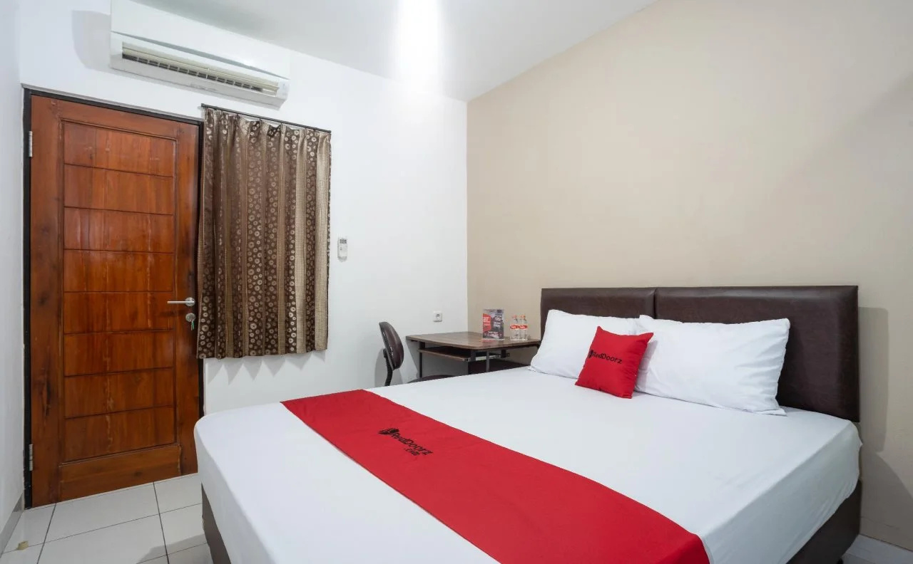 Foto - RedDoorz near Eka Hospital BSD City