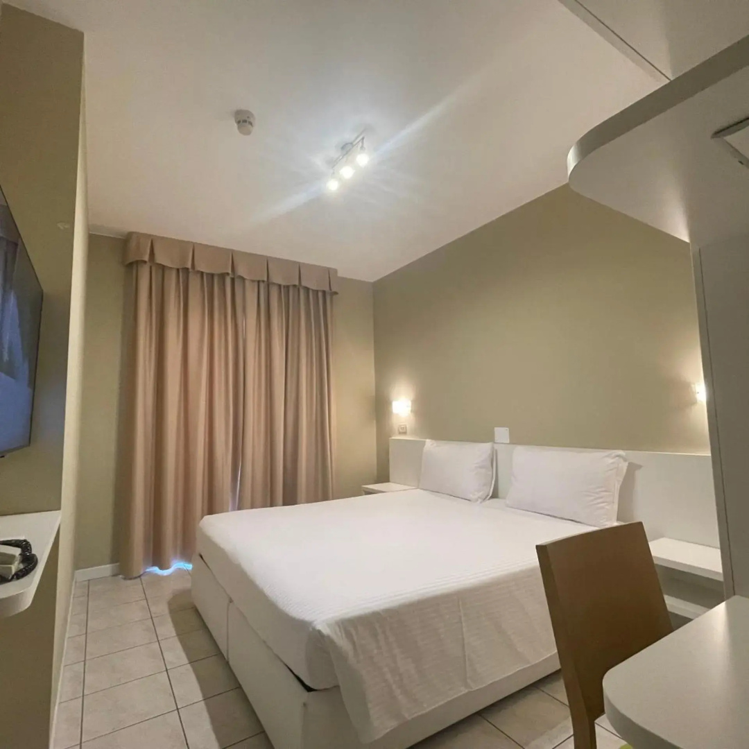 Foto - Hotel Athena
