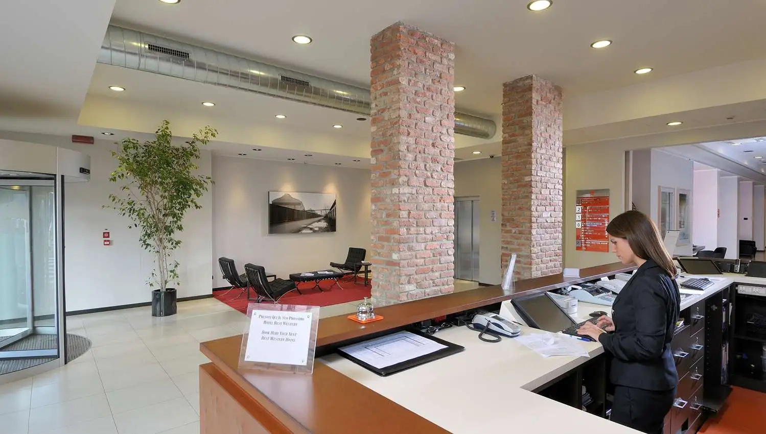 Photo - Best Western Falck Village Hotel