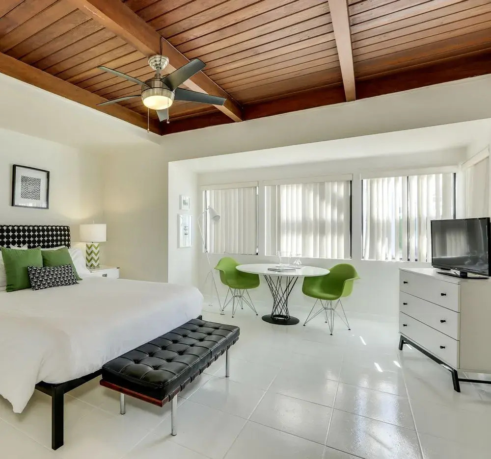 Photo - The Three Fifty Hotel