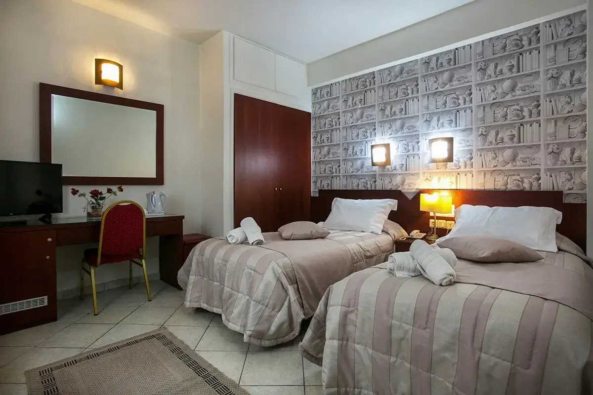 Photo - City Life Port Hotel