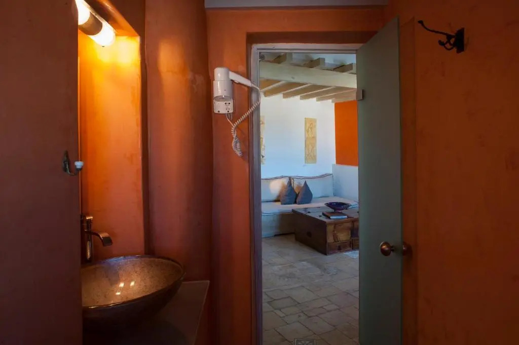 Photo - Heliophos Boutique Caves