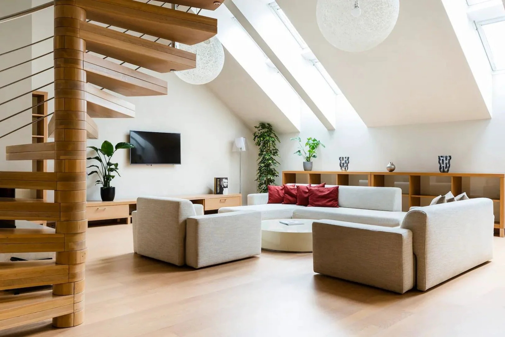 Photo - Roset Hotel & Residence