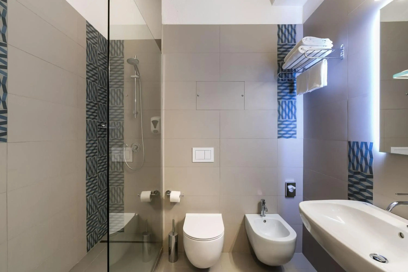 Photo - Saracen Sands Hotel & Congress Centre