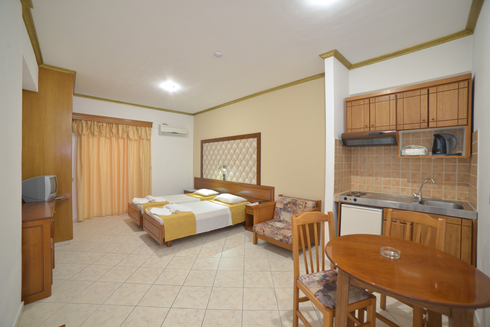 Photo - Angelina Hotel & Apartments