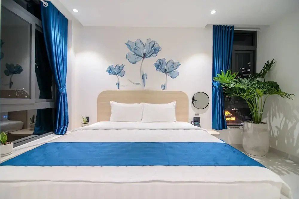 Photo - Bin Bin Hotel 11- Near Island Diamond