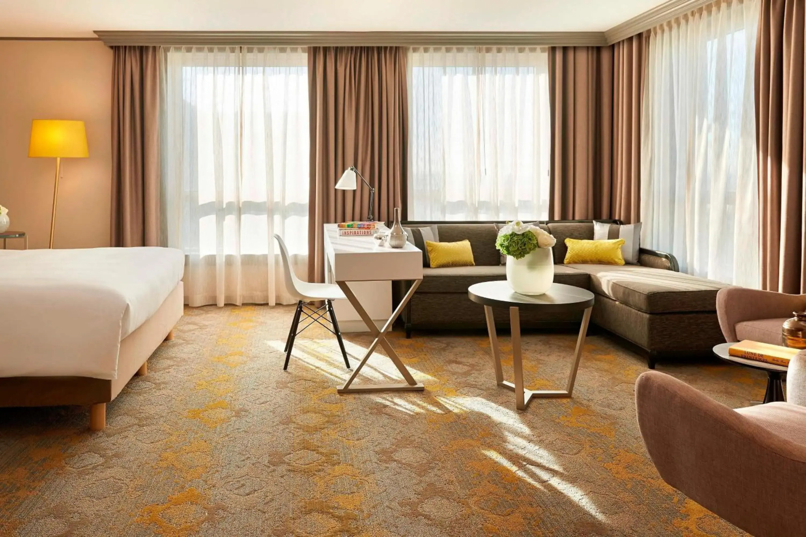 Photo - Renaissance Paris La Defense Hotel