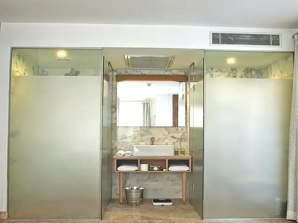 Photo - Neda Hotel
