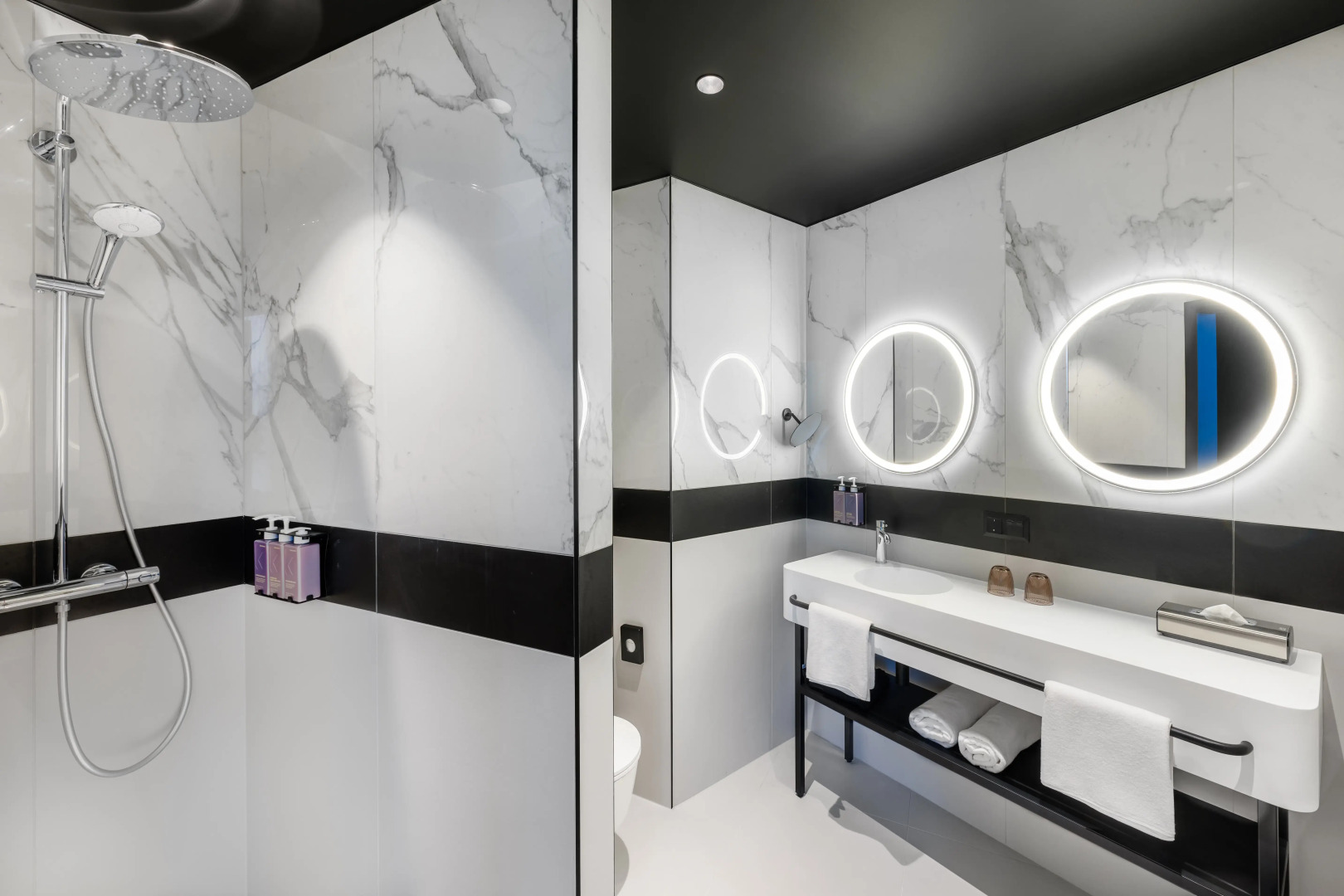 Foto - TRIBE Budapest Stadium