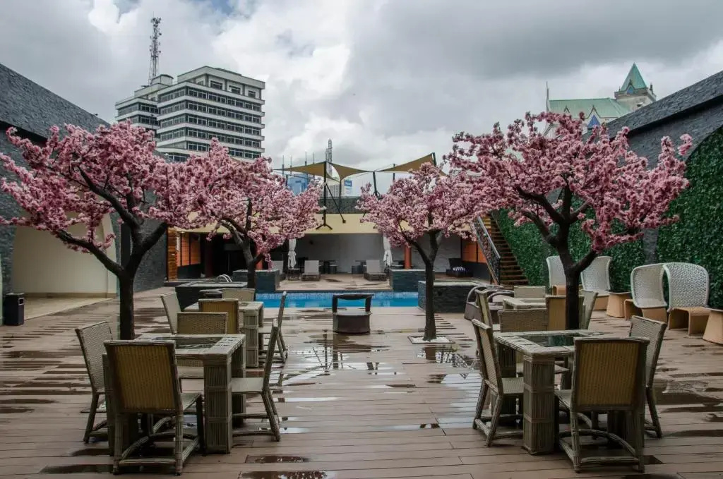 Photo - Best Western Plus Meridian Hotel