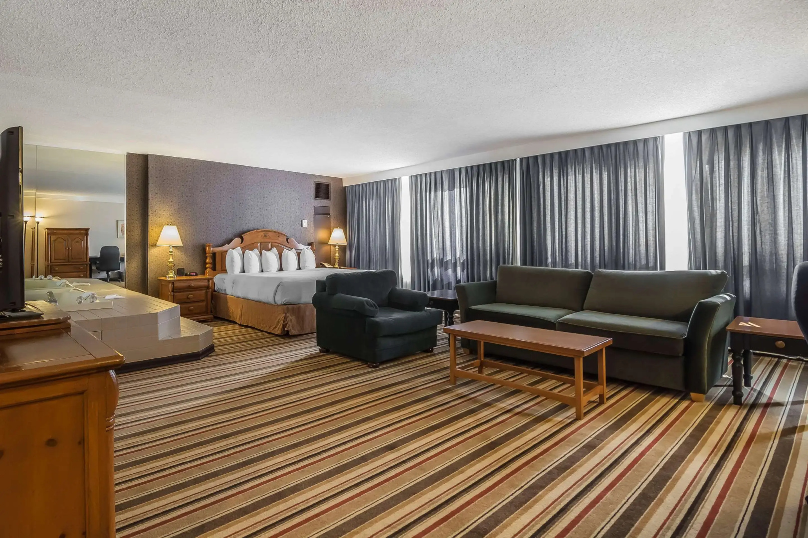 Photo - DoubleTree by Hilton Calgary North