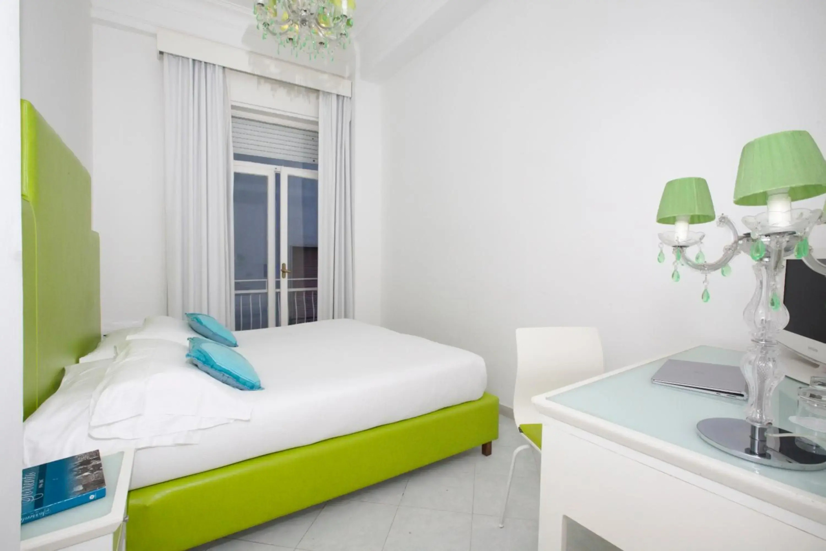 Photo - Admiral Hotel