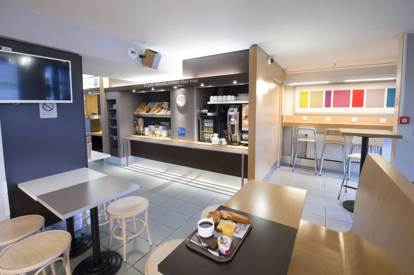 Foto - B&B HOTEL Clermont-Ferrand Le Brézet Aéroport