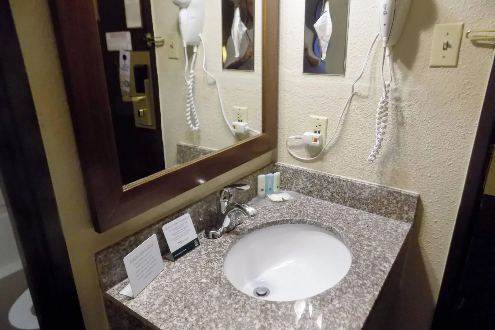 Photo - Quality Inn DFW Airport North