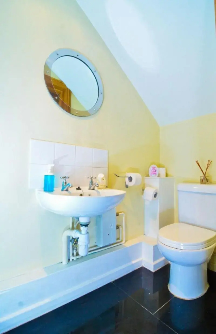 Photo - Thames View House Surrey Quays