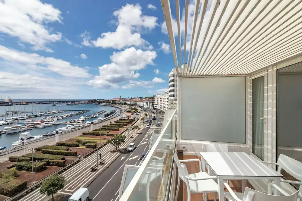 Photo - Hotel Gaivota Azores