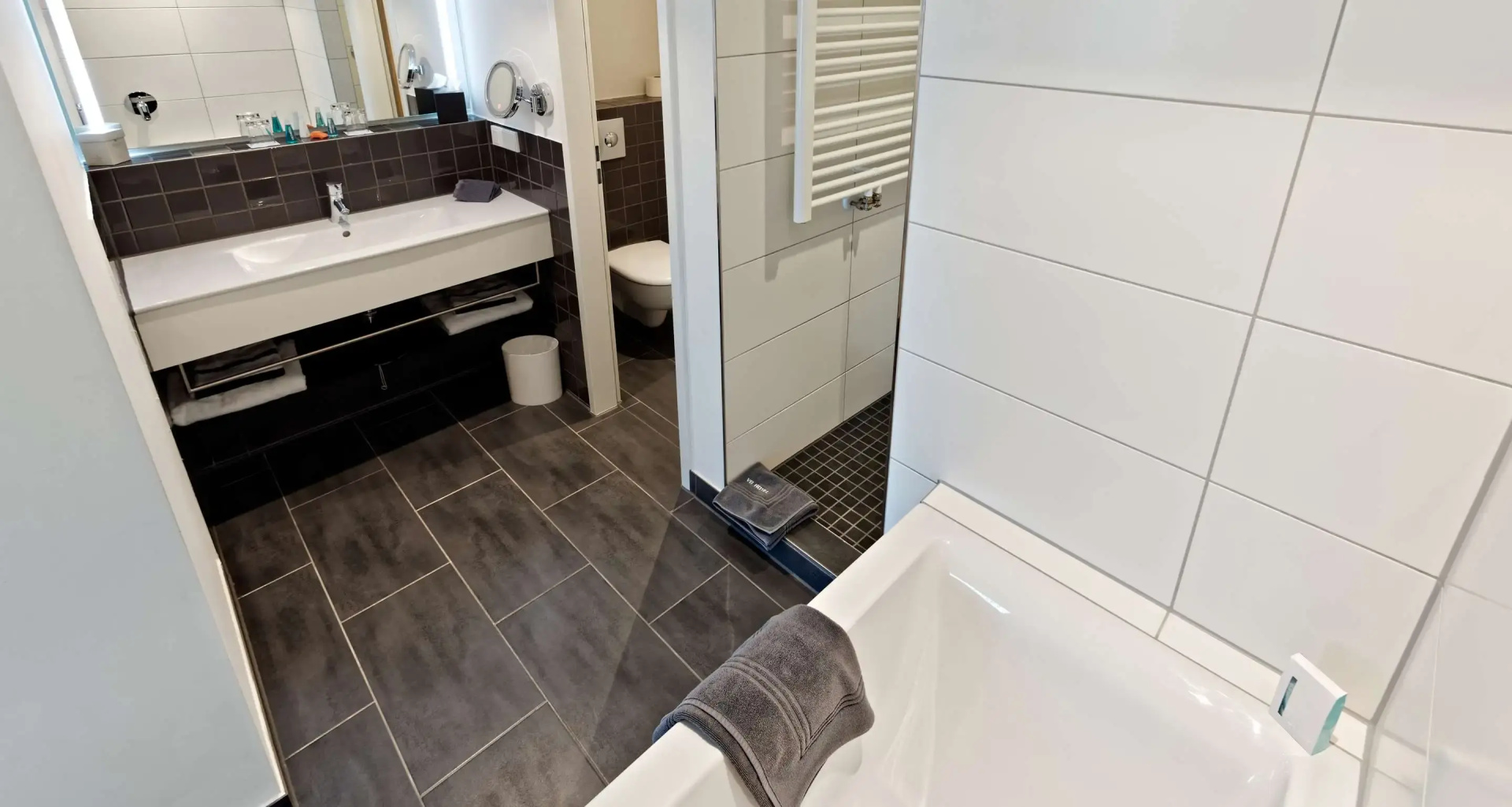 Foto - V8 HOTEL Motorworld Region Stuttgart