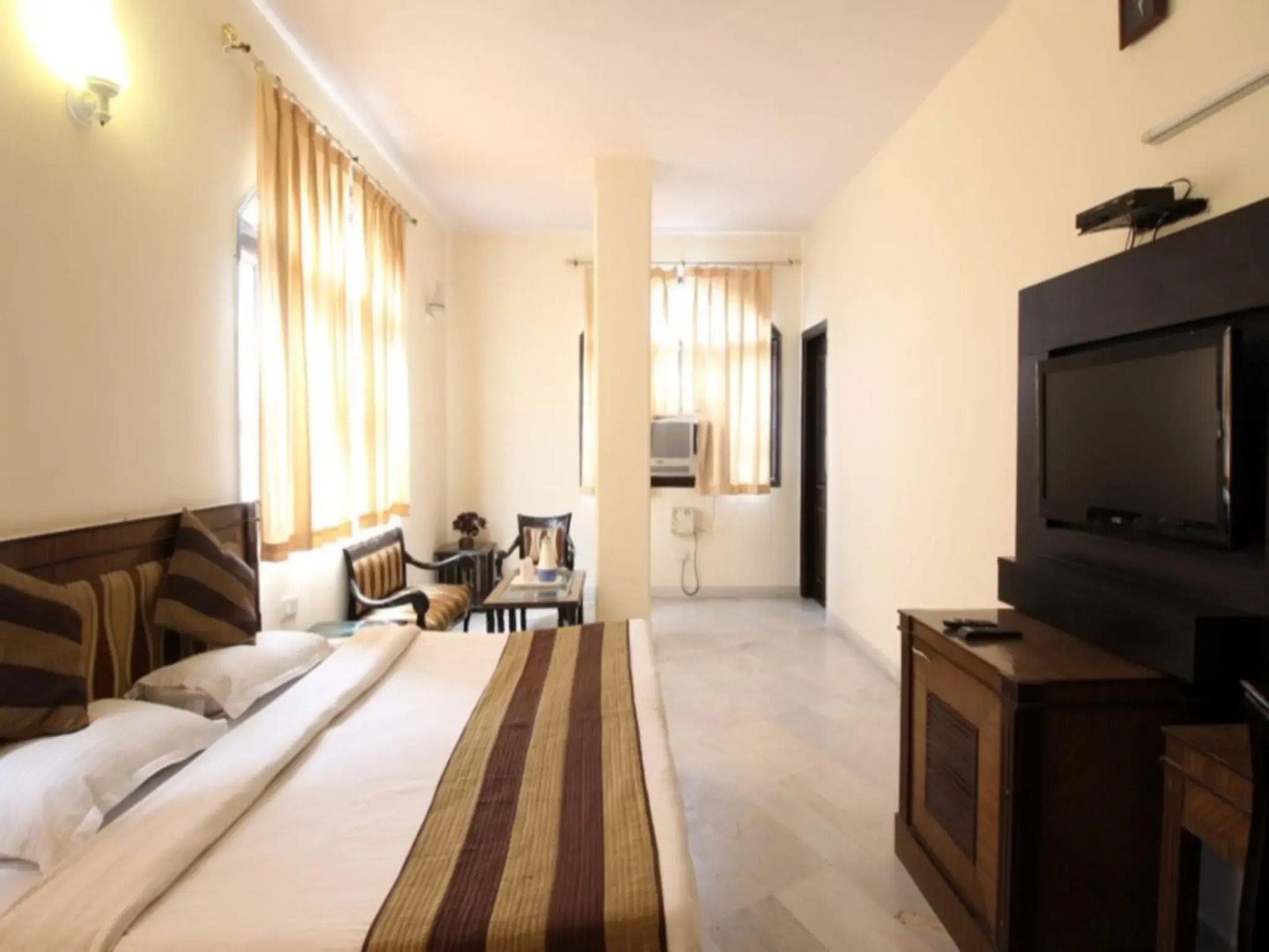 Photo - Grand Central Hotel