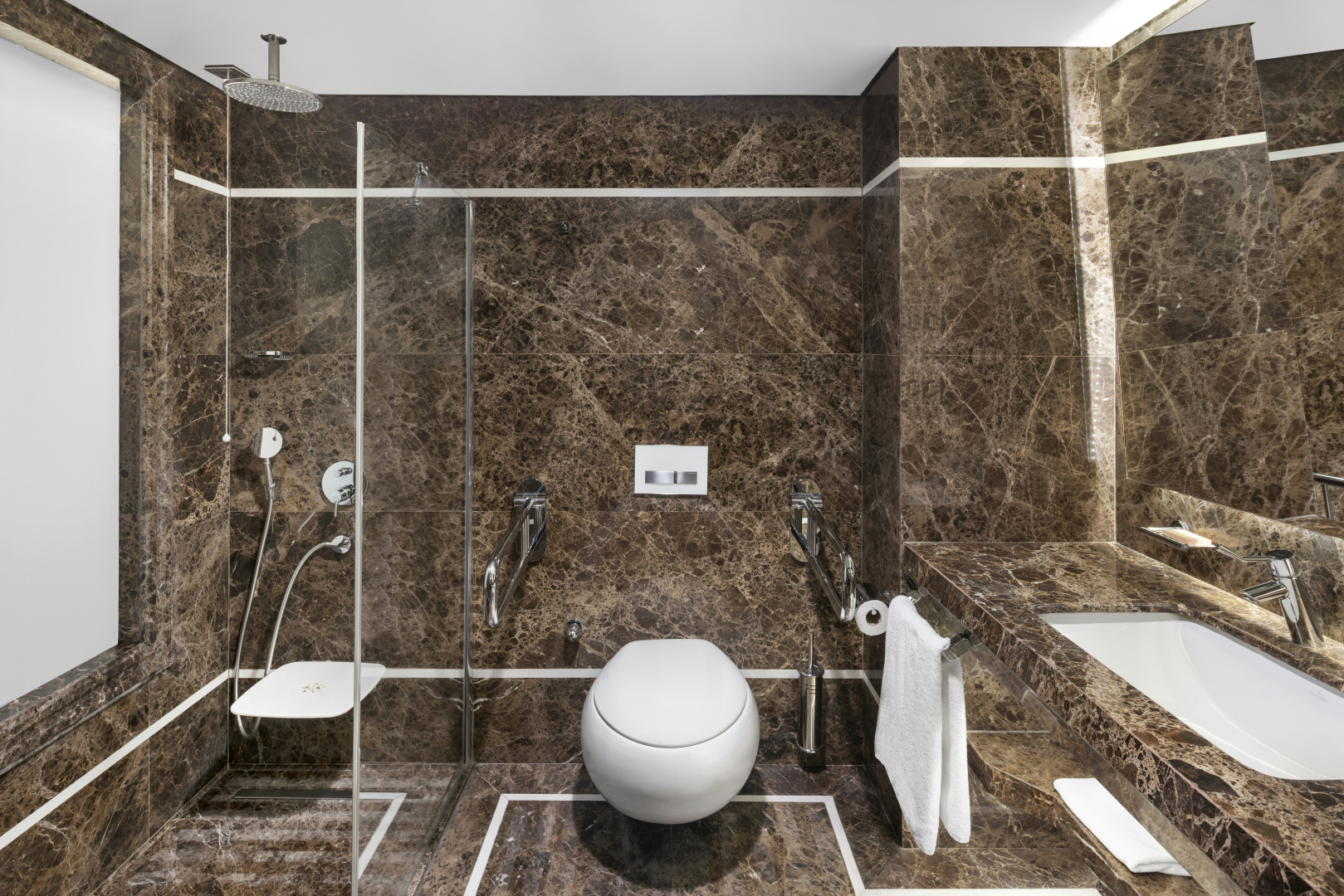 Foto - DoubleTree by Hilton Istanbul Gayrettepe