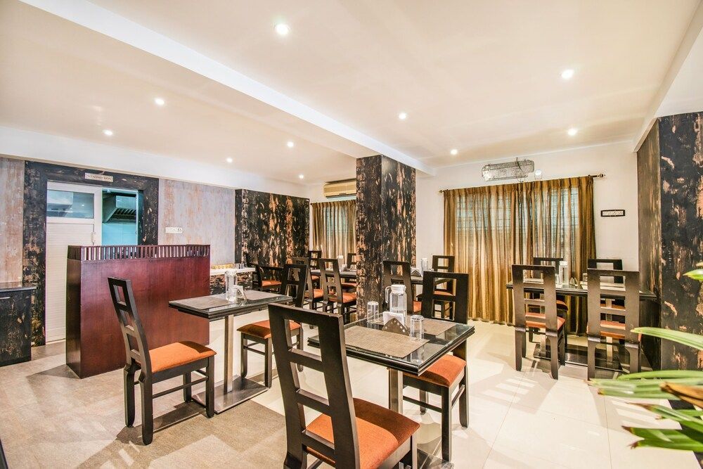 Photo - FabHotel Jansi Deluxe - Nr Gandhipuram Bus stand