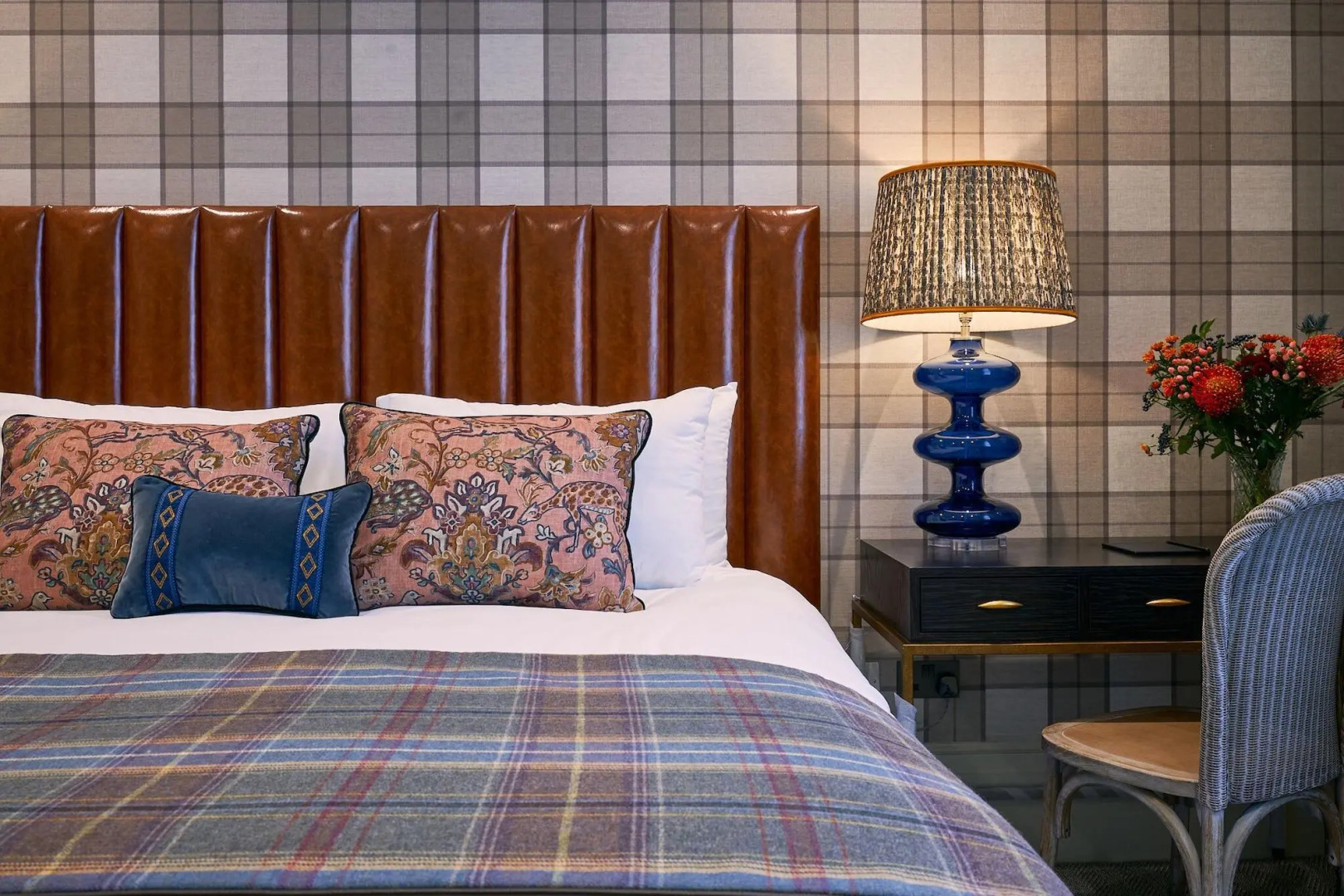 Photo - The Tophams Hotel